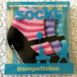 Trumpette infant socks size 6-12 months